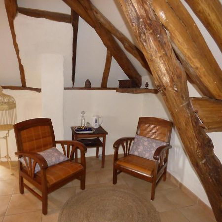 Britavit Bed and Breakfast Saint-Avit-Sénieur Eksteriør billede